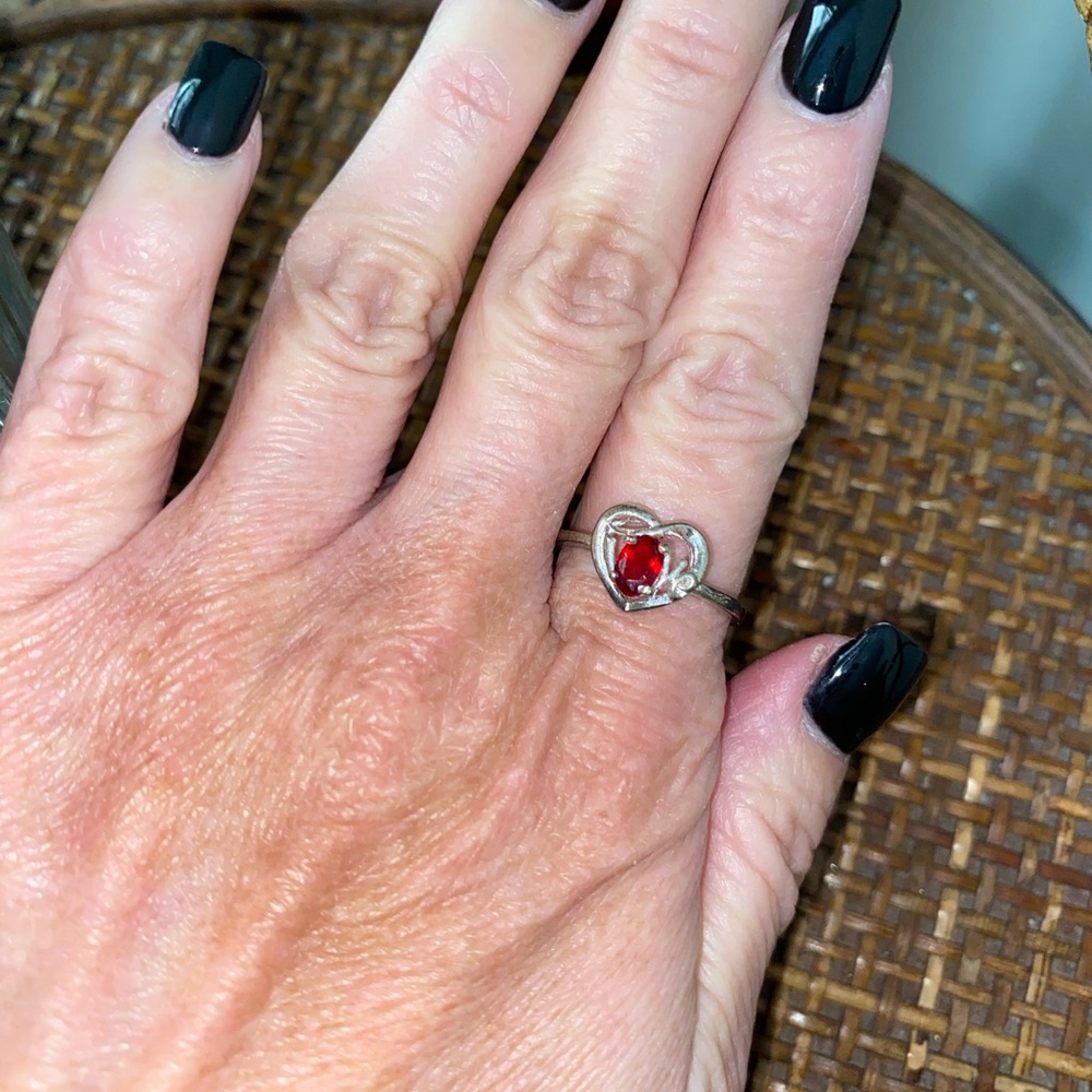 Macy’s 925 Silver Ruby Red Stone Heart Ring Size 8 - image 3